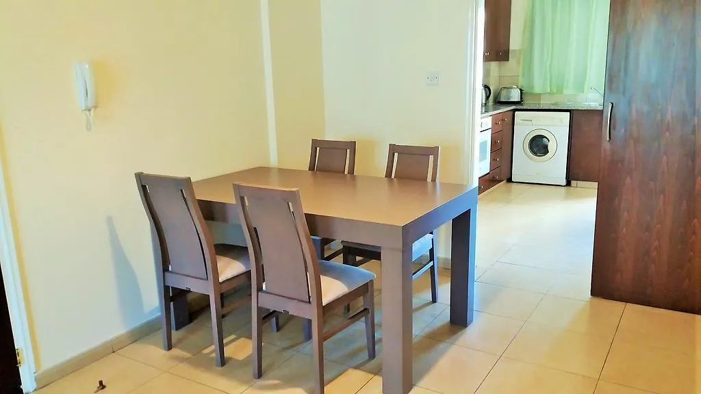 101 Mandritis Court Lejlighed Larnaca